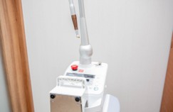 レーザー治療器